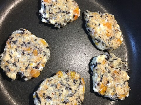 離乳食後半に♪簡単☆豆腐ハンバーグ!レポ大歓迎♪